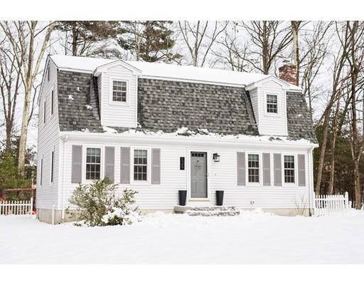529 Maple St, Franklin, MA 02038 photo 1