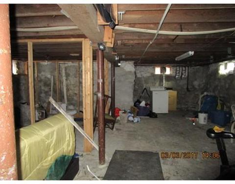 29 Windsor St, Worcester, MA 01605 photo 9