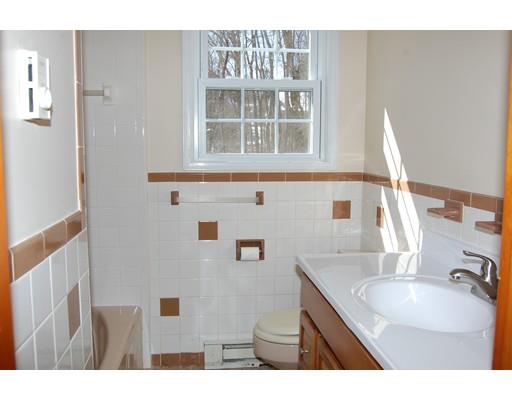 21 Paul St, Canton, MA 02021 photo 7