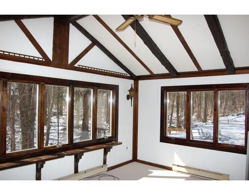 21 Paul St, Canton, MA 02021 photo 12
