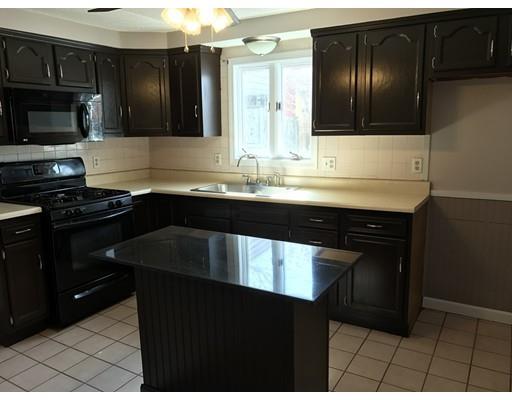 47 Healey St, Springfield, MA 01151 photo 3