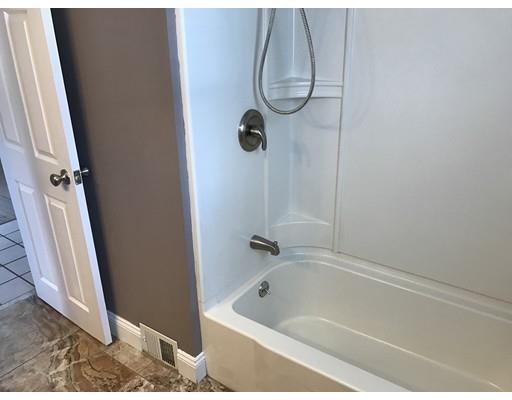 47 Healey St, Springfield, MA 01151 photo 9