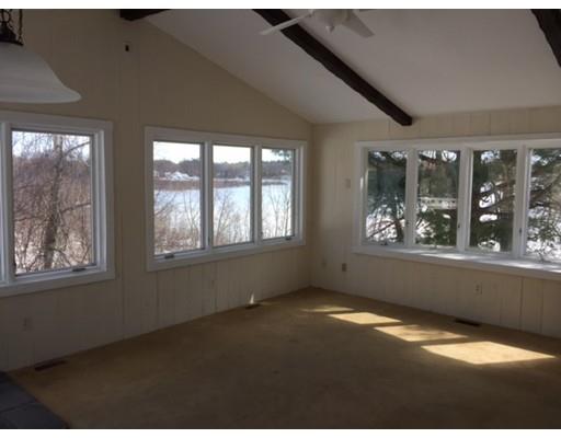 4 Roach Cir, North Reading, MA 01864 photo 8