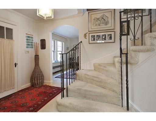 138 Tappan St, Brookline, MA 02445 photo 2