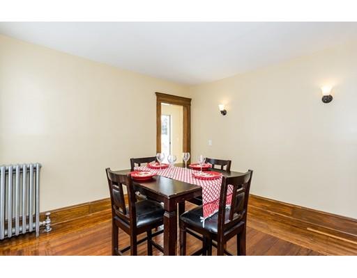 56 Edgemont St, Springfield, MA 01109 photo 8