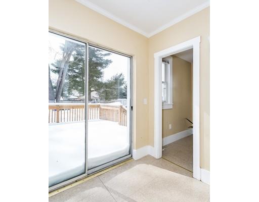 56 Edgemont St, Springfield, MA 01109 photo 10
