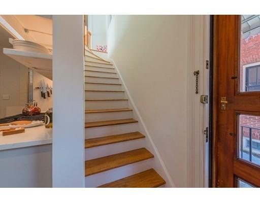 36 Beals St, Brookline, MA 02446 photo 8