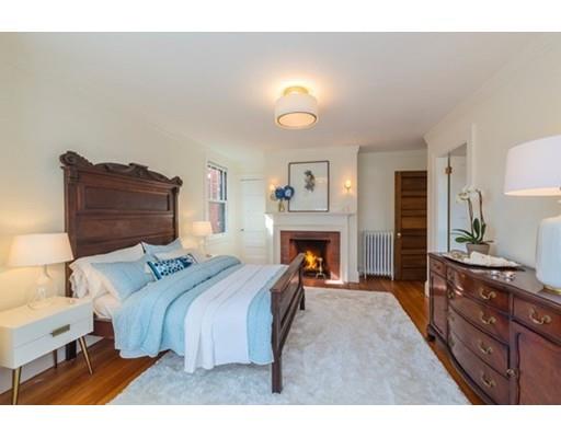 36 Beals St, Brookline, MA 02446 photo 9