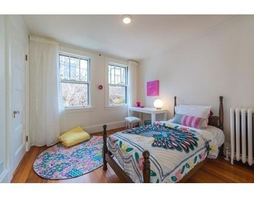 36 Beals St, Brookline, MA 02446 photo 12