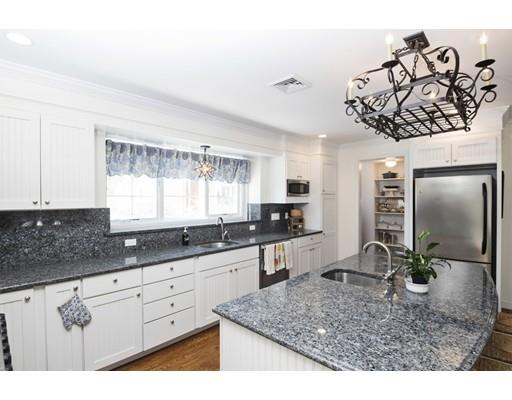 19 Hersey St, Hingham, MA 02043 photo 3