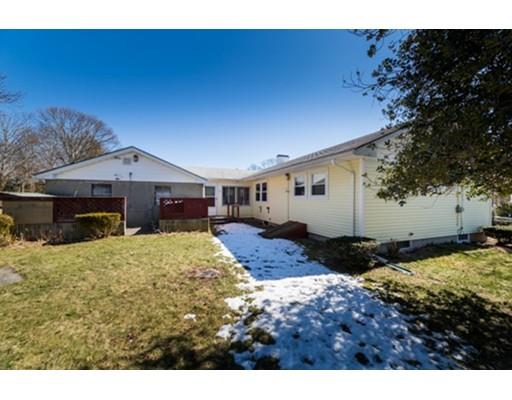 56 Cedar St, Fairhaven, MA 02719 photo 6