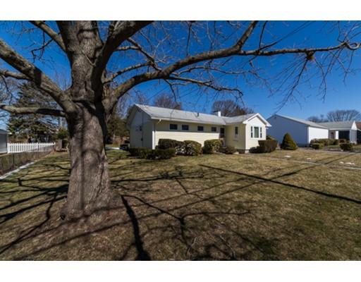 56 Cedar St, Fairhaven, MA 02719 photo 4