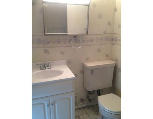 543 Hanover St, Fall River, MA 02720 photo 8