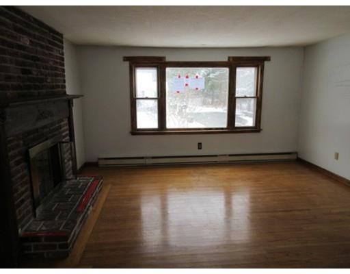 39 Ash St, Webster, MA 01570 photo 8