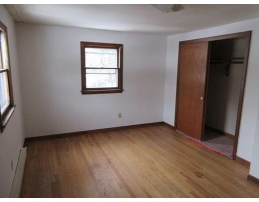 39 Ash St, Webster, MA 01570 photo 11