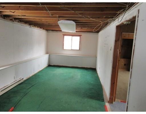 39 Ash St, Webster, MA 01570 photo 17