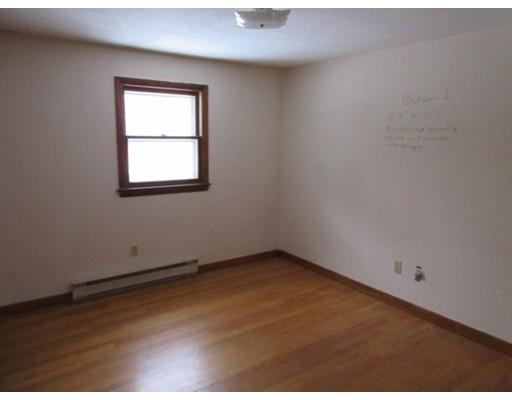 39 Ash St, Webster, MA 01570 photo 14