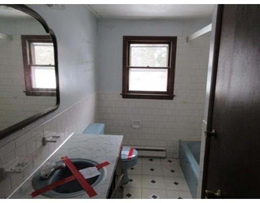 39 Ash St, Webster, MA 01570 photo 16