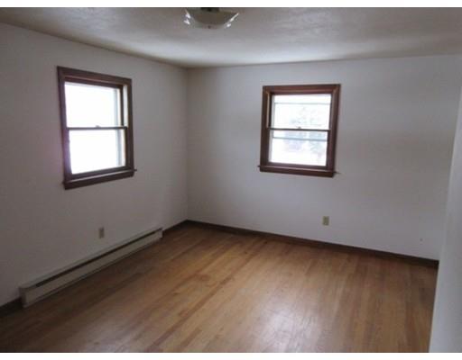 39 Ash St, Webster, MA 01570 photo 10