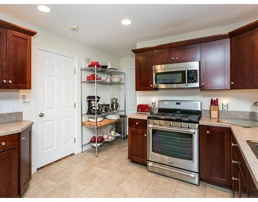 37 Barrington Dr, Springfield, MA 01129 photo 11