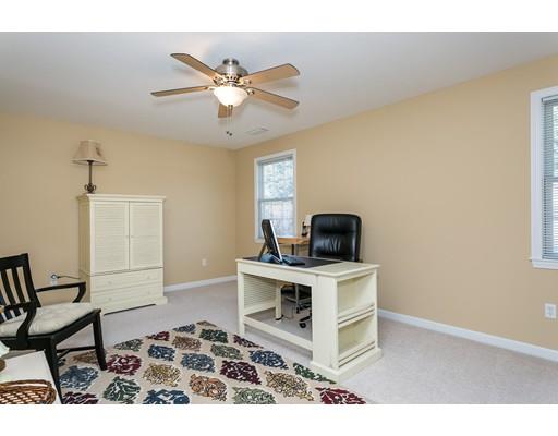 37 Barrington Dr, Springfield, MA 01129 photo 25