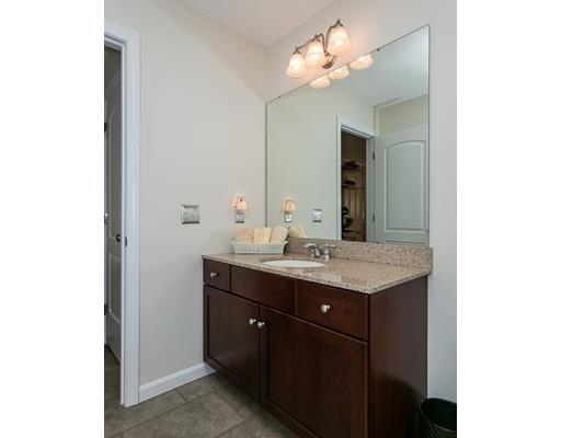 37 Barrington Dr, Springfield, MA 01129 photo 14