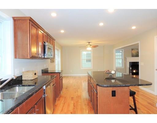 22 Silvia St, Springfield, MA 01104 photo 13