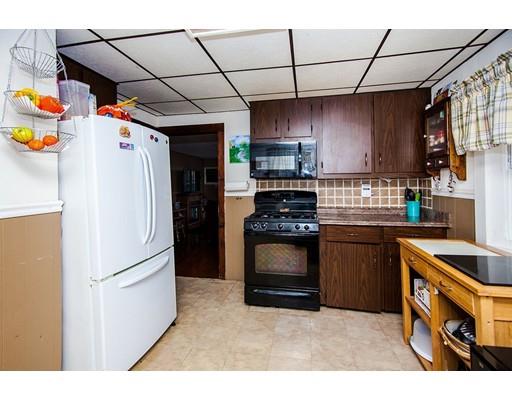 16 Abbott St, Lynn, MA 01905 photo 3