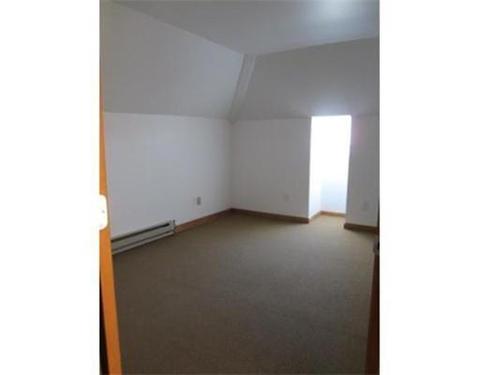 77 Prospect St, Athol, MA 01331 photo 11