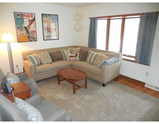 280 E Main St, Georgetown, MA 01833 photo 4