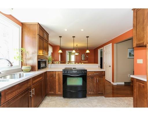 18 Meadowlark Dr, Wareham, MA 02571 photo 9