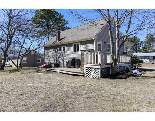 18 Meadowlark Dr, Wareham, MA 02571 photo 3