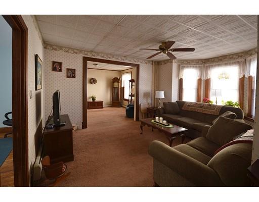 12 Lowell St, Worcester, MA 01603 photo 8