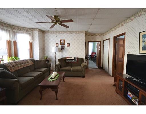 12 Lowell St, Worcester, MA 01603 photo 10