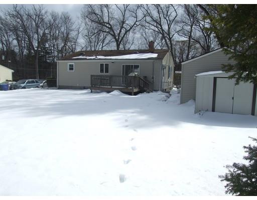 32 Stony Brk, Springfield, MA 01118 photo 3