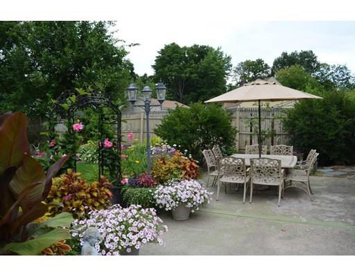 33 Amos Dr, Springfield, MA 01118 photo 27