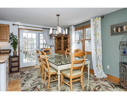 33 Amos Dr, Springfield, MA 01118 photo 8