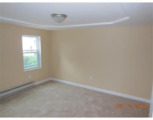 34 Ferry St, Chicopee, MA 01013 photo 14
