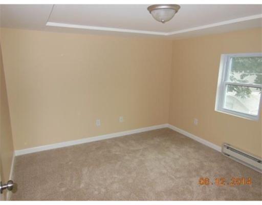 34 Ferry St, Chicopee, MA 01013 photo 13