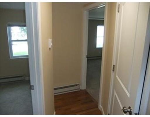 34 Ferry St, Chicopee, MA 01013 photo 17