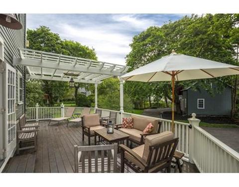 9 Gregory St, Marblehead, MA 01945 photo 10