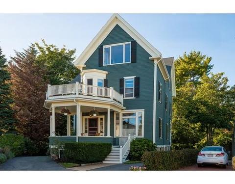 9 Gregory St, Marblehead, MA 01945 photo 1