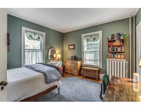 9 Gregory St, Marblehead, MA 01945 photo 14