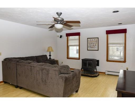 46 Hazelnut Pl, Dedham, MA 02026 photo 8