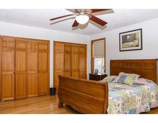 46 Hazelnut Pl, Dedham, MA 02026 photo 16