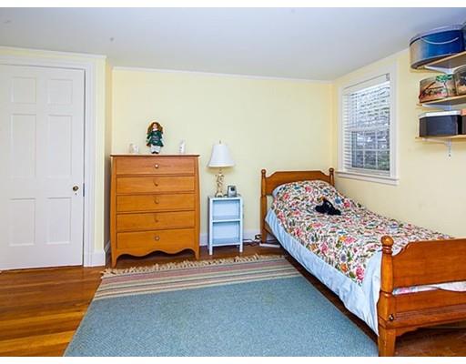 61 Hedge Rd, Brookline, MA 02445 photo 17