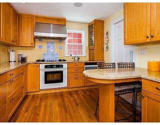 61 Hedge Rd, Brookline, MA 02445 photo 11
