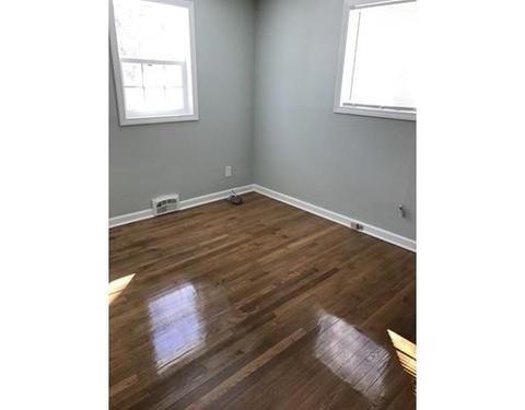 581 Plumtree, Springfield, MA 01118 photo 9