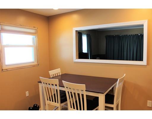 44 Seymour Ave, Springfield, MA 01109 photo 7