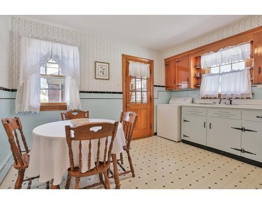 4 Vineyard Ave, Clinton, MA 01510 photo 2